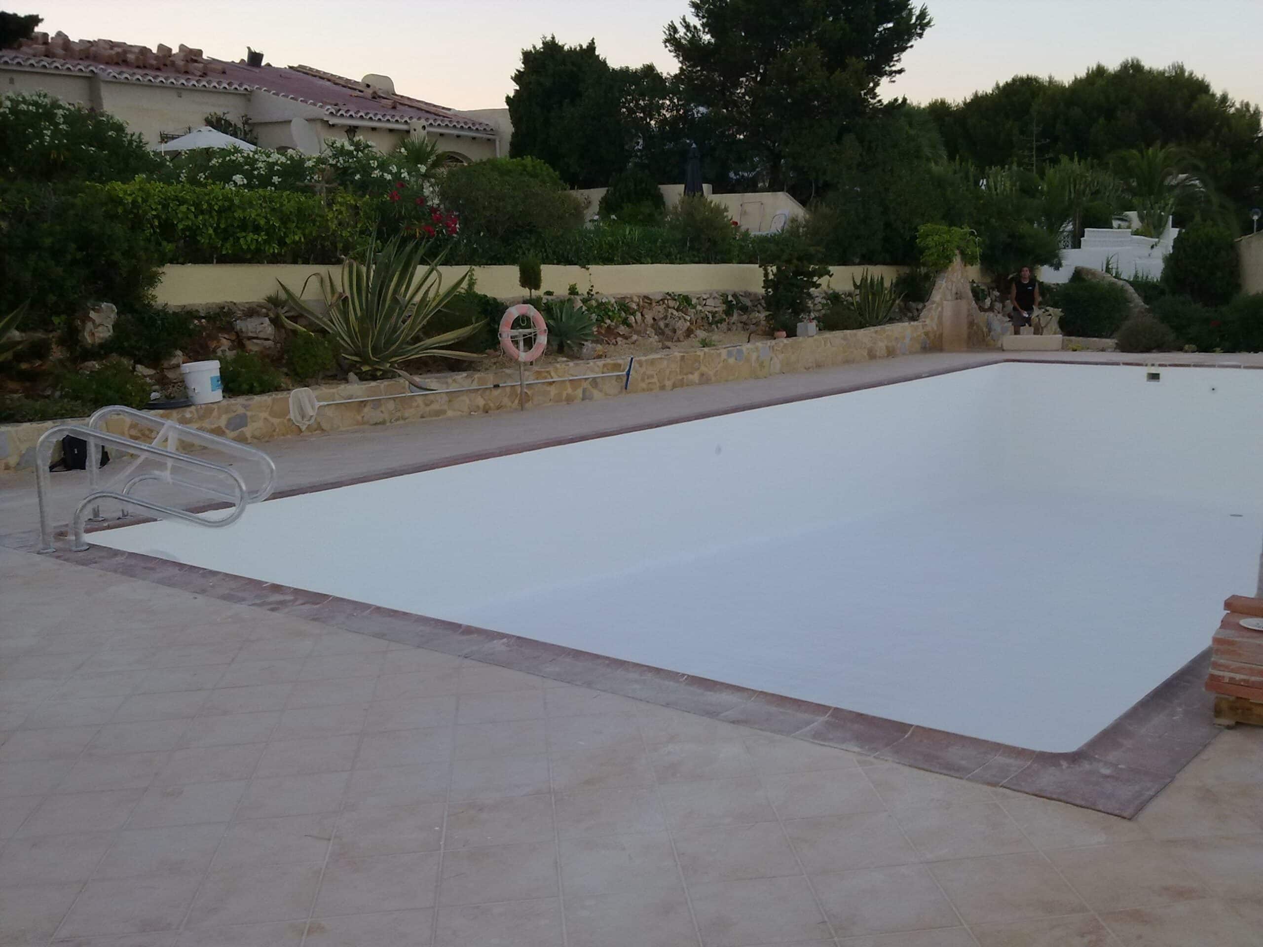 Revestimiento de piscinas